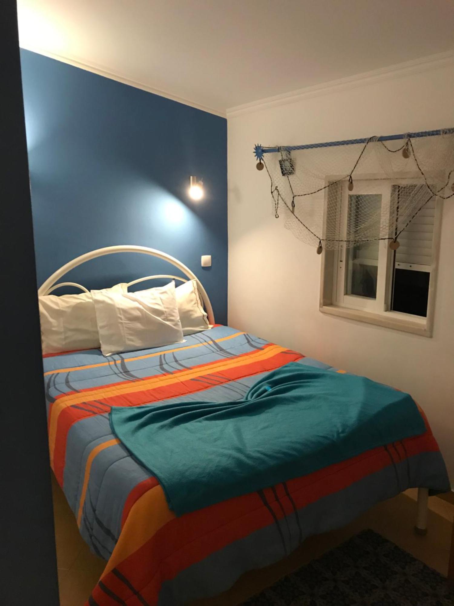 Hospedaria Bernardo Ericeira Bagian luar foto