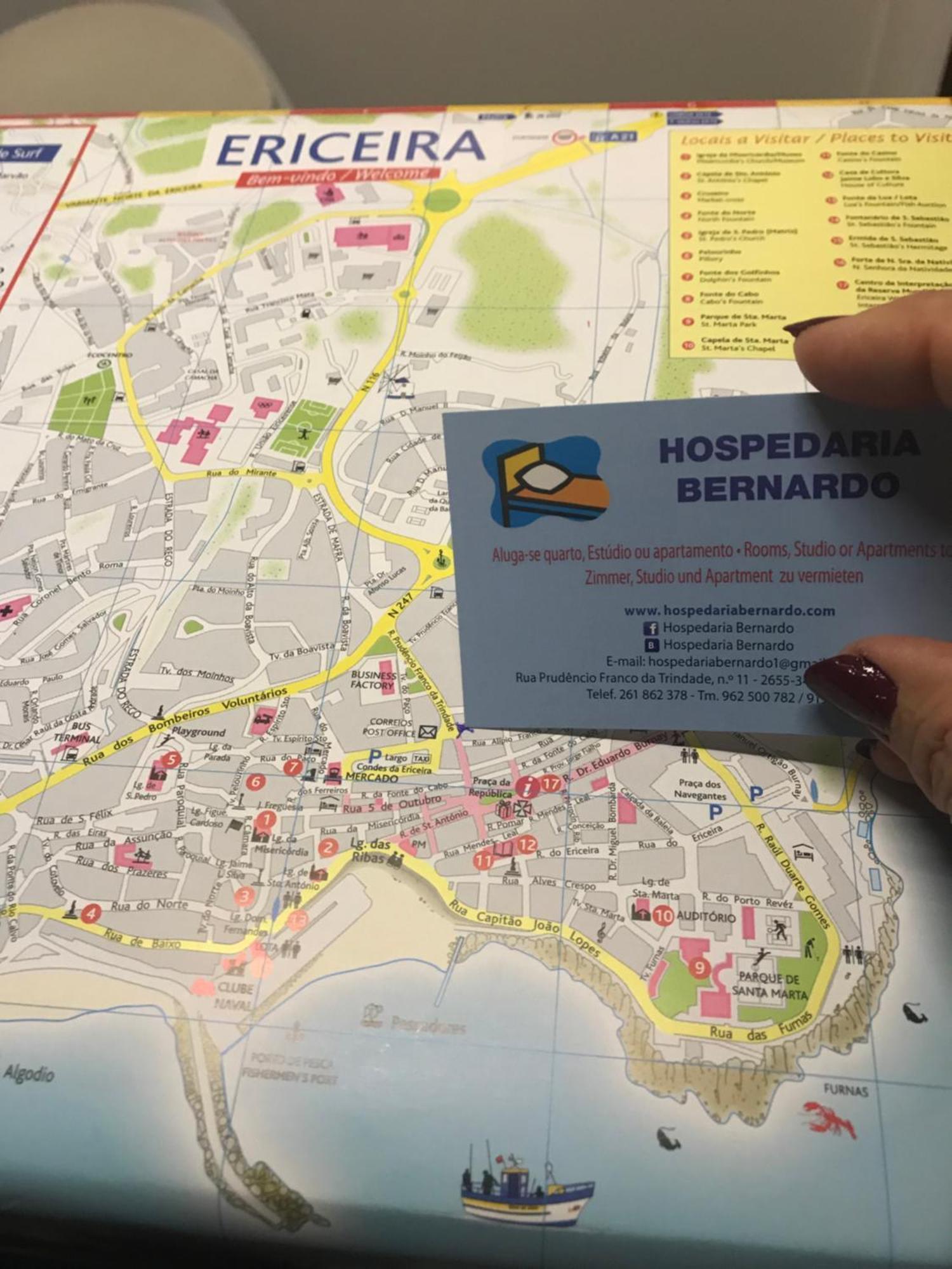 Hospedaria Bernardo Ericeira Bagian luar foto