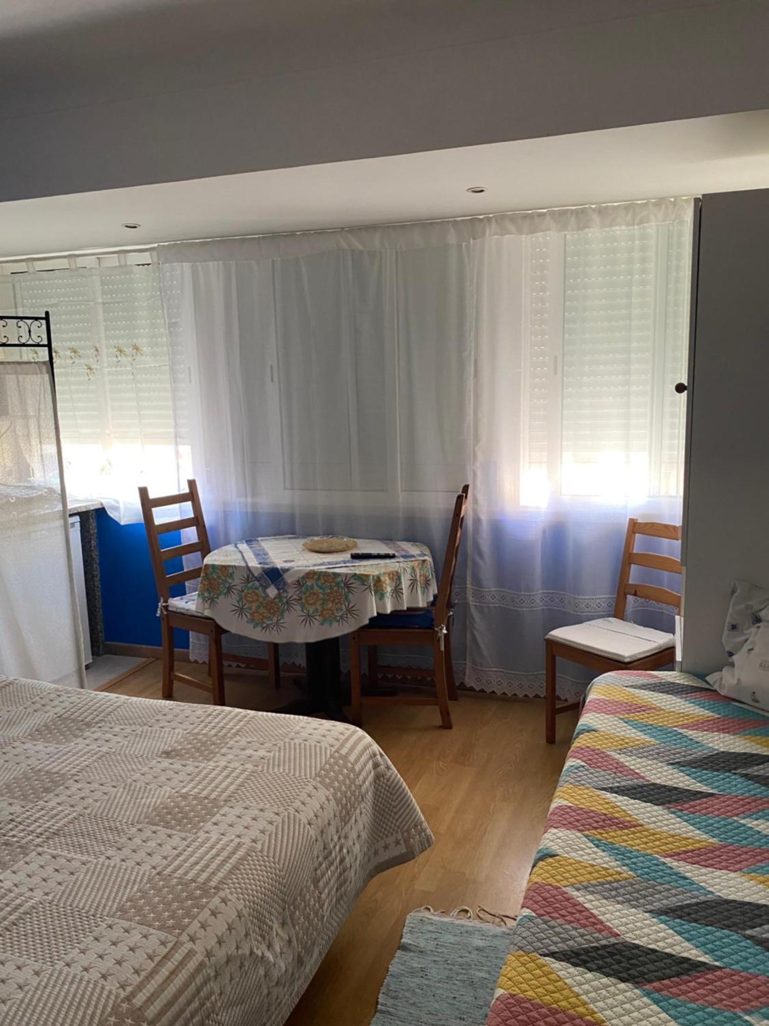 Hospedaria Bernardo Ericeira Bagian luar foto