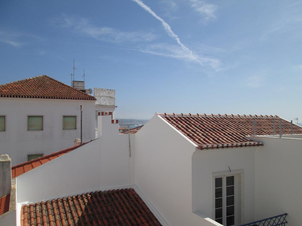 Hospedaria Bernardo Ericeira Ruang foto