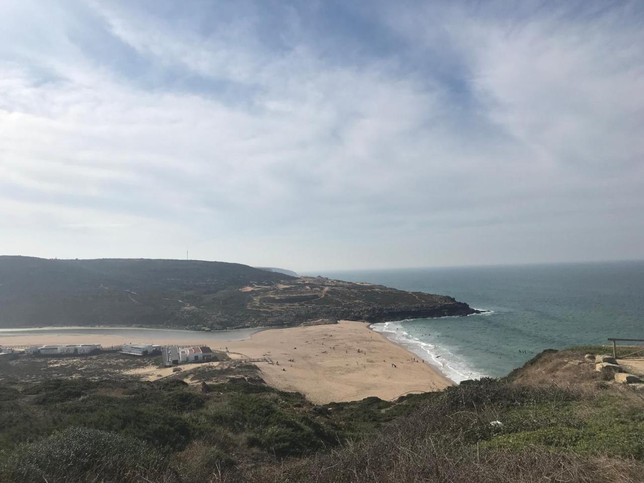 Hospedaria Bernardo Ericeira Bagian luar foto