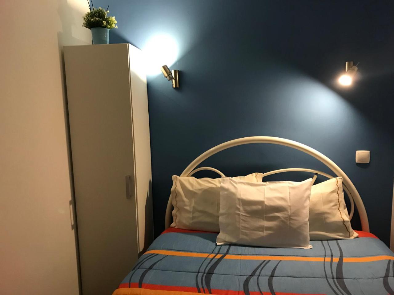 Hospedaria Bernardo Ericeira Bagian luar foto